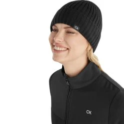 Calvin Klein Golf Beanie Waldorf Cable, Schwarz -Titlei Golfs Geschaft calvin klein golf beanie waldorf cable schwarz schwarz 5059789 5 1280x1280