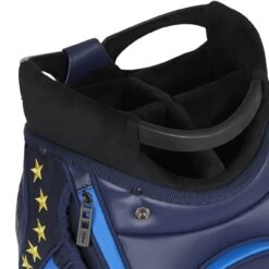 Titleist Cartbag Tour Ryder Cup 2023, Blau/gelb/weiß 9 Titleist Cartbag Tour Ryder Cup 2023, Blau/gelb/weiß -Titlei Golfs Geschaft titleist cartbag tour ryder cup 2023 blaugelbweiss blau 5063919 4 1280x1280